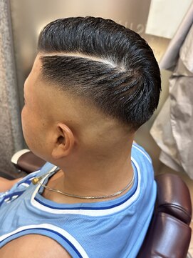 銀座マツナガ 浅草店 スキンフェード/アップバング/ライン/バーバースタイル