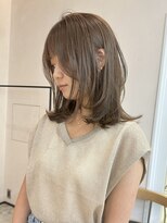 ウェイズトウキョウ 新宿店(Ways TOKYO)&nbsp;ミディアムレイヤー　グレージュ　ブリーチなしカラー