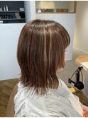 レイヤーカット*外ハネミディアム