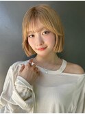 丸みと抜け感が可愛い、王道ミニボブ×ベージュ 7s726