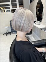 髪屋 紬&nbsp;ホワイトグレージュ/エフェクトブリーチ/バイカルテ