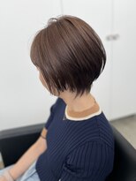 ハクア プラス(HAKUA PLUS)&nbsp;上品な白髪ぼかしカラー×ショート！