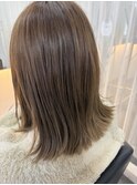 大人の外ハネヘアスタイル