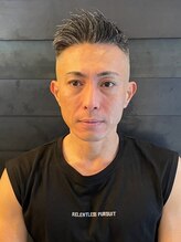 ディスイズバーバーセカンド(THIS IS BARBER 2nd) アップバング スキンフェード グレイヘア