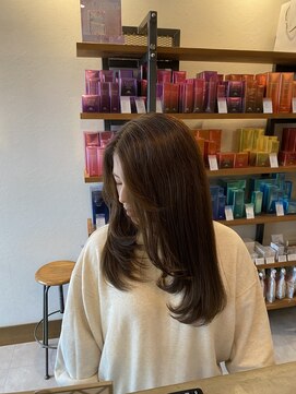 シモン(SIMON) オリーブベージュ/半田/知多/半田美容室/知多美容室