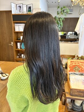 ボタニカ(Botanica) レイヤーカット/ロングレイヤー/透明感カラー/20代/30代