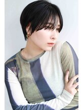 モコ(MOCO) 丸みフォルムのコントラストで大人モードな雰囲気を