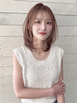ルノン フィージュ(LUNON fieju) 黒髪クラゲヘアーオリーブグレー小顔ココアベージュ