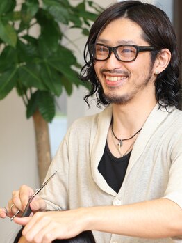 【流行の艶スタイルならお任せ!!】気軽に相談でき、話しやすい雰囲気◎あなたの魅力を最大限引き出します★