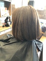 ヘア プロデュース アイモ(Hair Produce Aimo)&nbsp;コロン♪とかわいいデザインカラーの愛され丸みボブ☆