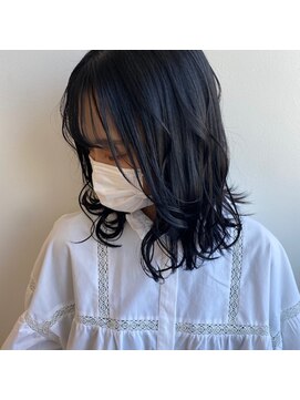 ルル(LuLu by KENJE) ブルーブラック【藤沢/艶髪/ヘッドスパ/髪質改善/イノアカラー】