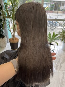 リーホリエ(Lee Horie) 【kanna】オリーブグレージュカラー