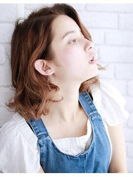 アーク(ARC+) 前髪なしウルフパーマ