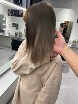 キング 梅田(K!ng)&nbsp;【梅田】ミルクティーベージュベージュカラー髪質改善カラー