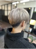 ホワイトベージュ