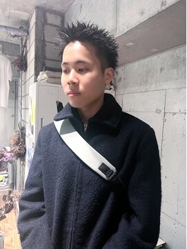 ライラ(Lyla) guest hair ツーブロボックススパイキー