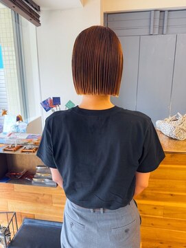 シロ(siro) 切りっぱなしボブ