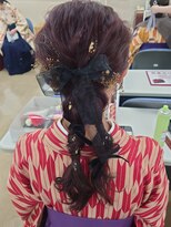 ビスポーク(BESPOKE)&nbsp;大人気20代30代◎結婚式成人式卒業式ツインテール風編みおろし