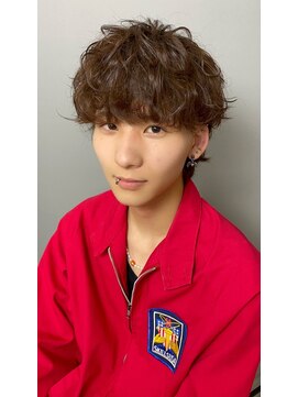 アドール(ADOR) [MIHO*ADOR] メンズカット / パーマ / スパイラル / ツイスパ