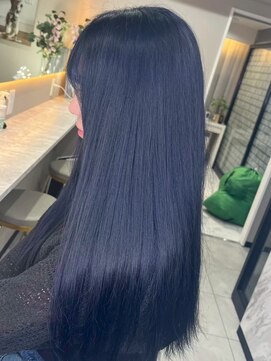 イリ 大阪(ili) ハイライトカラーミルクティーベージュレイヤーカット