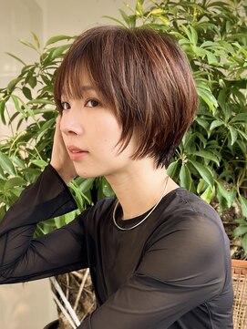 サン 白金台(SUN) お顔周りレイヤーの小顔ショートボブ白金台目黒