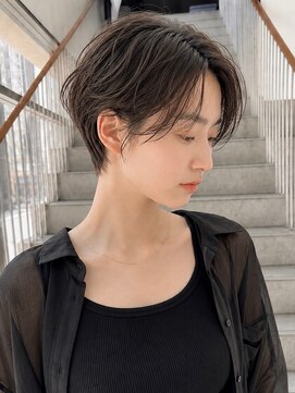 トリッカ 銀座(tricca) ハンサムショート/ショートレイヤー/ダークブラウン丸みショート