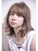 【BALLOON HAIR】透明感たっぷりグレージュ×伸ばしかけミディ