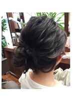 ヘアールーム グリン(Hair room GRin)&nbsp;GRin×ウエーブシニヨン