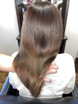 美容室 夢先案内&nbsp;白髪染め+明るめベージュ+艶トリートメント