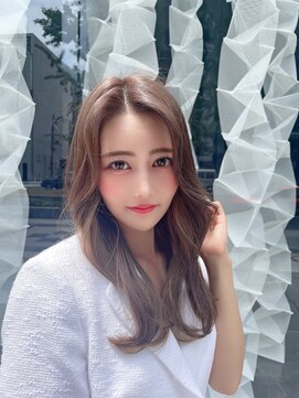 ロンド ストラーダ 心斎橋(Lond strada) 【西村　紗耶】大人可愛いこなれミディ