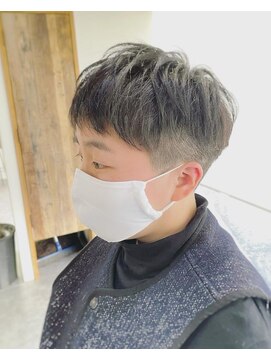 サーティースリー 石川町店(Thirty3) レディース刈り上げ