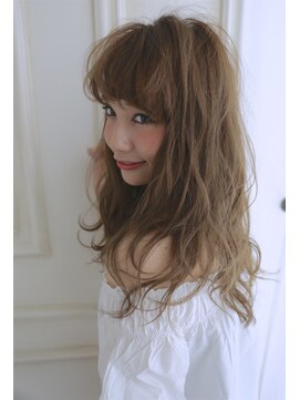 ナンバー デセオ 吉祥寺(N° deseo) 濡れ髪 切りっぱなし オリーブカラー セミウェットウェーブ