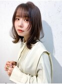 ミディアムレイヤー/顔まわりレイヤーカット