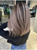 ブローするだけで可愛いバレイヤージュ_white greige_