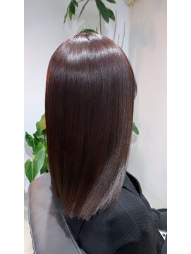 アリーズ シブヤ(ALLYS shibuya) レッドピンク×セレブリティケラチントリートメント