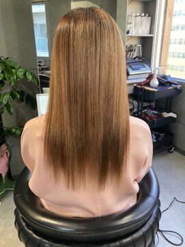 ヴィオラスバイポッシュ ギンザ(Violus by Posh GINZA) 髪質改善byサイエンスアクア