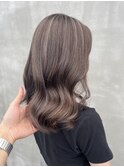 【立体感】ハイライトグレージュ