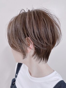 アナザヘアー なんば 高島屋前店(ANAZA hair) くびれショート＆耳かけスタイル