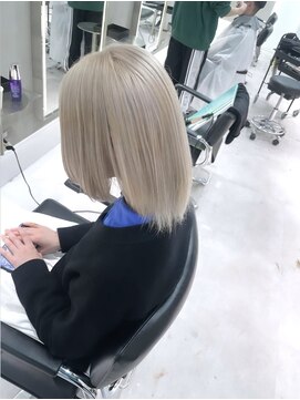 スイ 松戸(SUI) ホワイトベージュ♪