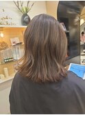 くびれミディアムボブ