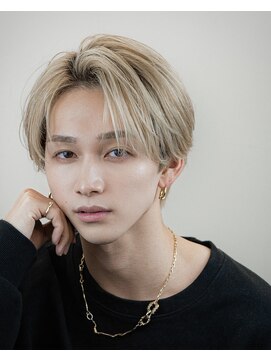 エイド 渋谷(aid) ブロンドセンターパートマッシュ