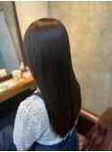 髪質改善酸性ストレートで艶髪／20代30代40代／新宿