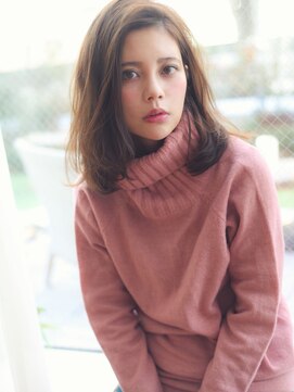 ヴィヴィ(VIVIE) 大人可愛い小顔かき上げバングワンカールロブアッシュグレージュ