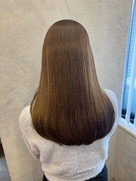 スリー バイ ベルベット 博多(THREE... by velvet) ダブルカラー♪ブリーチなしカラー/顔周りカット/艶カラー