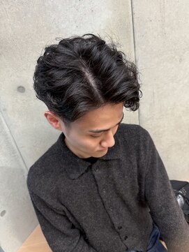 エウペ 渋谷(WEUPE) メンズ/マッシュパーマ/ウルフ/アッシュブラック/カルマパーマ