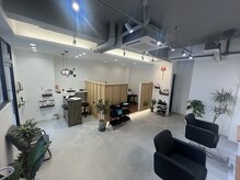 コムジュ(Comje)の雰囲気（白を基調とした落ち着いた雰囲気のプライベート空間！）