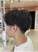 刈り上げツーブロックショートマッシュツイストスパイラルパーマ