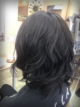 プライマル(PRimal) ゆるふわパーマ