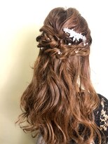 ヘアサロンエムフィス 池袋東口(HAIR SALON M Fe's)&nbsp;ふんわりハーフアップ