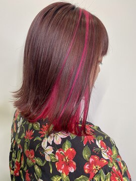 サロウィン 池袋(SALOWIN) 切りっぱなしボブ×インナーバインピンク03